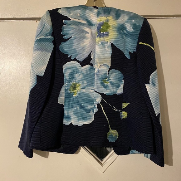 Floral Ellen Tracy jacket - Picture 4 of 4